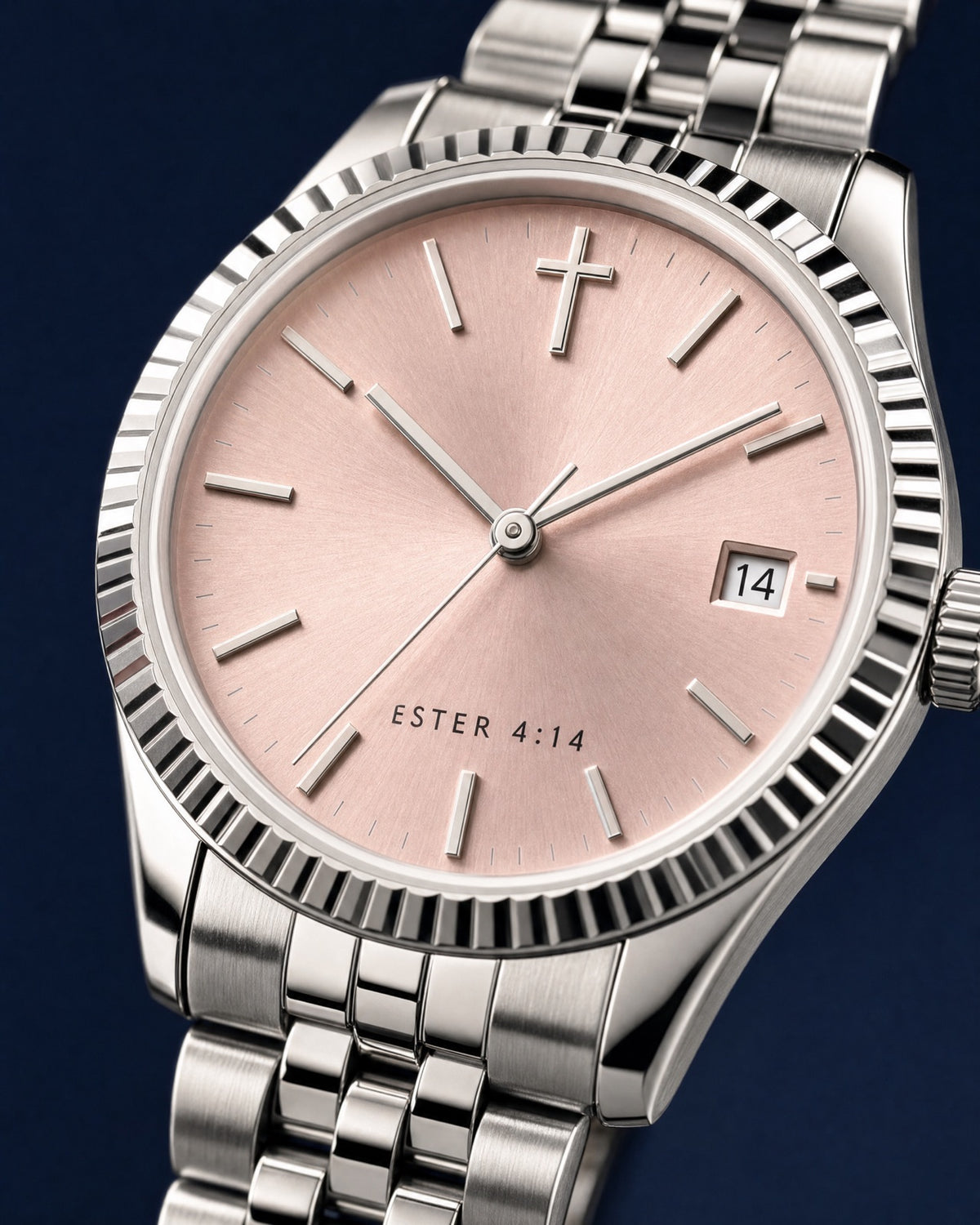 Para Esta Hora dial close-up with Ester 4:14