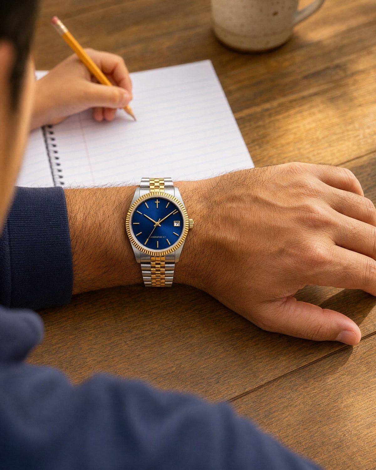 Por Fe watch on the wrist